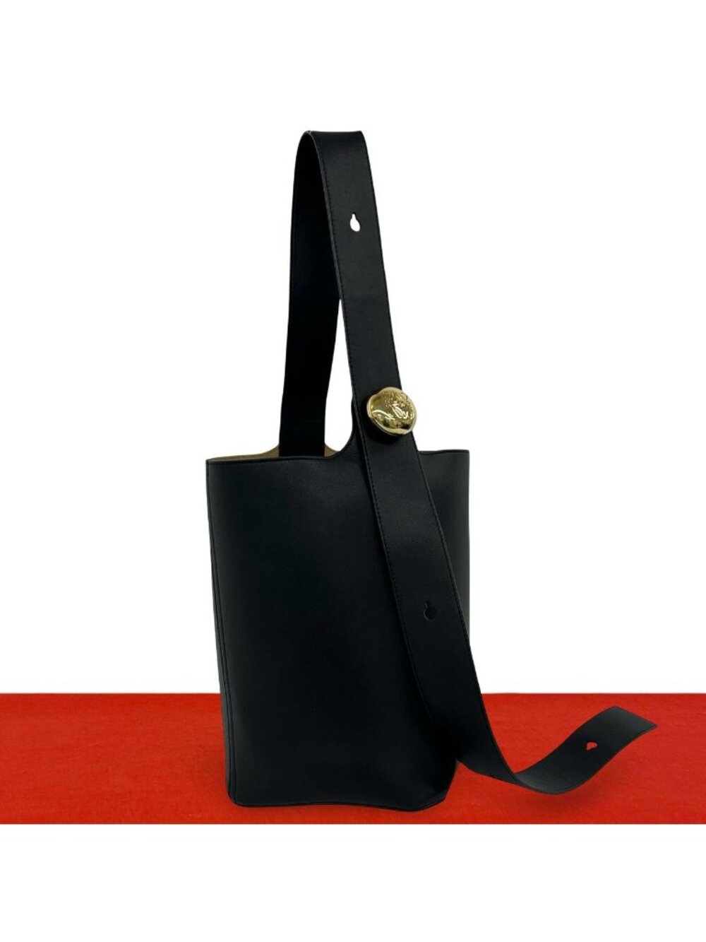 Loewe Pebble Bucket Anagram Logo Leather Shoulder Bag Tote Black